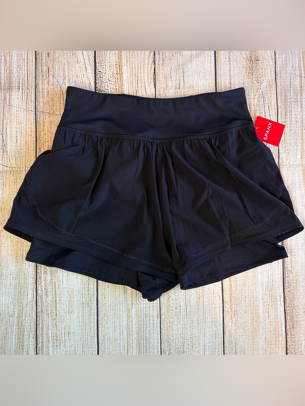 NWT SPANX Get Moving Running Shorts Black M 2-in-1 $72